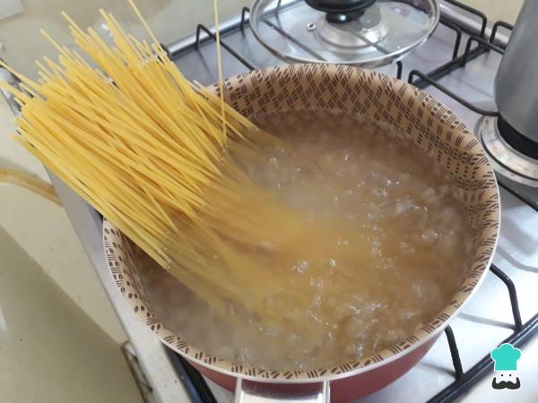 Recette Spaghetti au brocoli - Étape 1