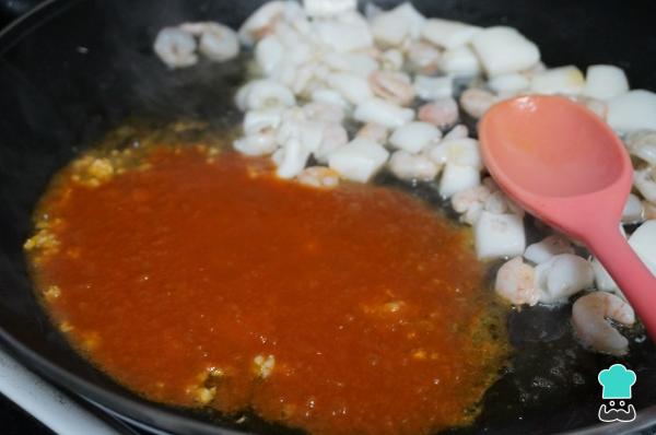 Recette Fideuá aux seiches et crevettes - Étape 4