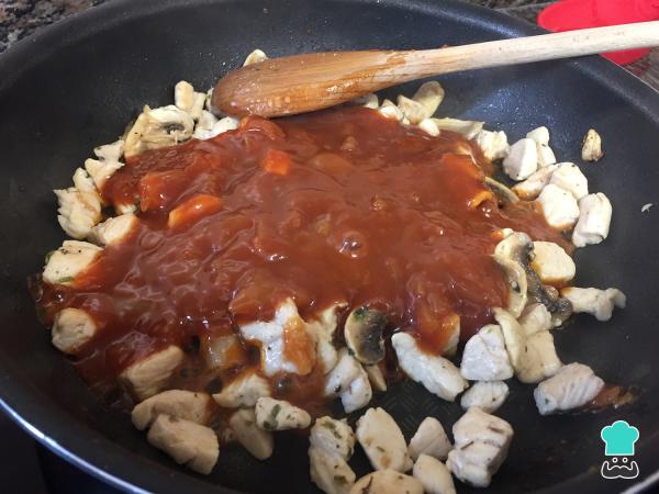 Recette de Macaroni au poulet facile et délicieuse - Étape 5