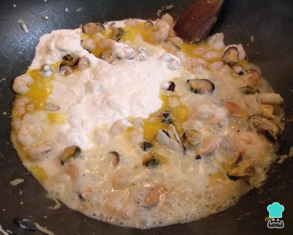 Recette de Nouilles aux crevettes et crème - Étape 5