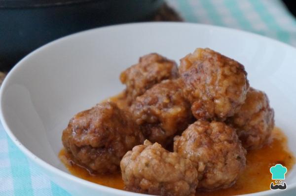 Recette de Boulettes de viande à la sauce tomate