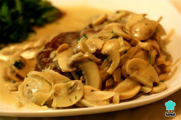 Recette de Longe aux champignons en conserve