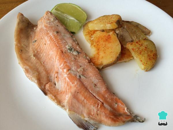 Recette de Truite au four avec pommes de terre