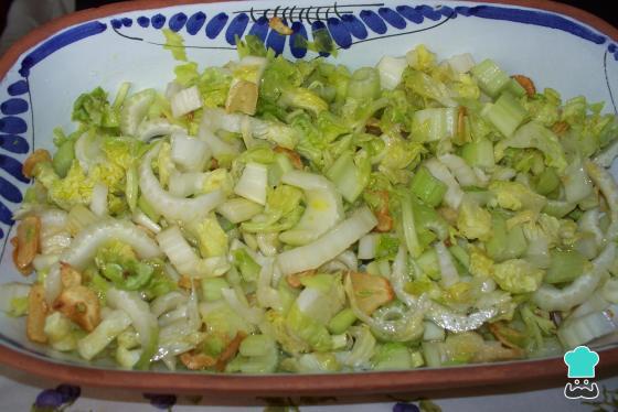 Recette de salade de céleri et de laitue