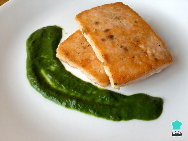 Recette de saumon sauce aux épinards