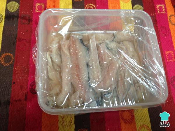 Recette d'anchois frais au vinaigre - Étape 4