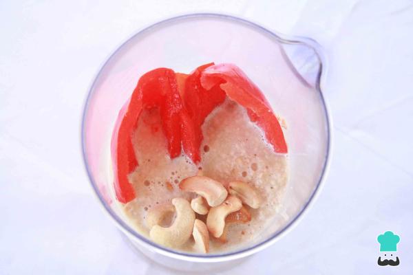 Recette de Pan Pizza avec de la farine de pois chiches - Étape 4