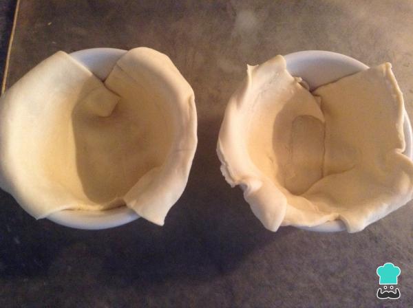 Recette de Gâteau au Thon avec Pâte Feuilletée - Étape 6