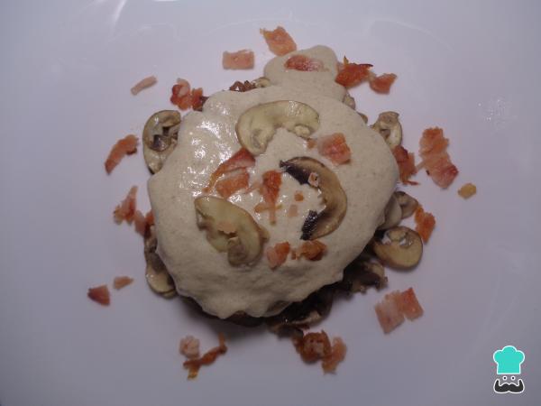 Recette de Médaillons de Bœuf à la Sauce Bacon et Champignons - Étape 9