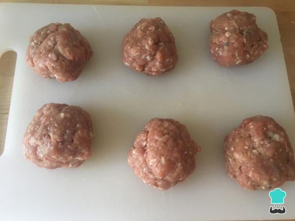 Recette de Steaks russes aux tomates - Étape 5