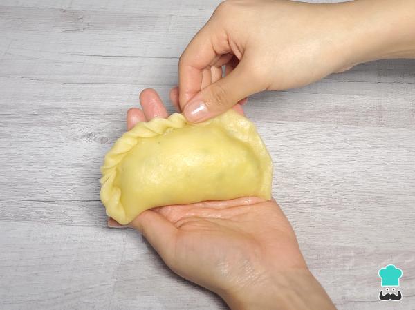Recette d'empanadas aux œufs - Étape 6