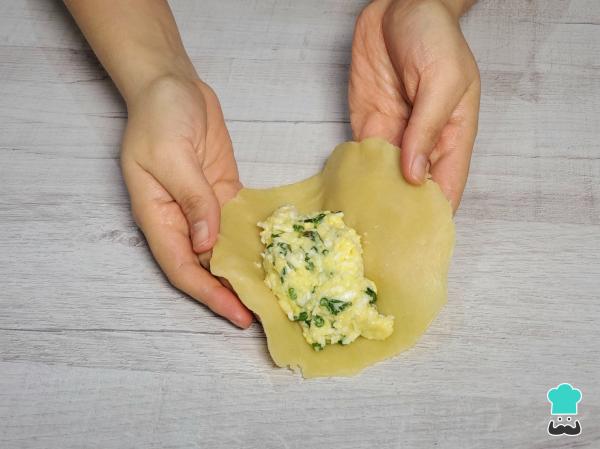 Recette d'empanadas aux œufs - Étape 5