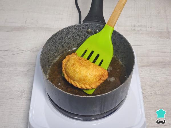 Recette d'empanadas aux œufs - Étape 7