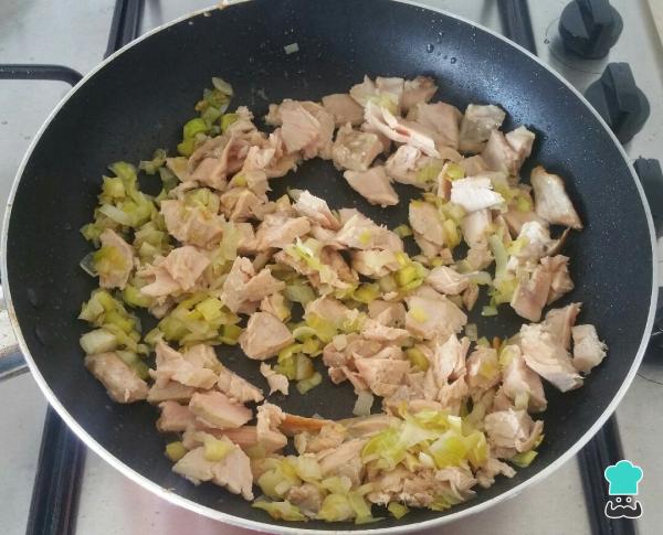 Recette de nouilles à la sauce au saumon - Étape 1