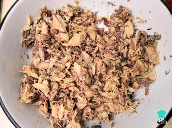 Recette de pudding au thon au four - Étape 2