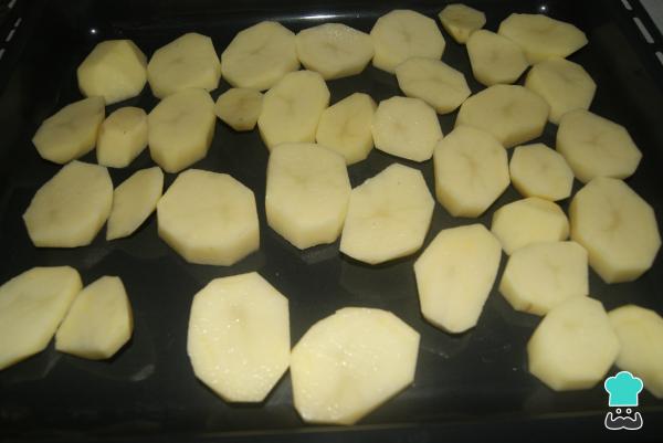 Recette du Turbot au four avec pommes de terre au four - Étape 2