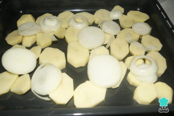 Recette du Turbot au four avec pommes de terre au four - Étape 3