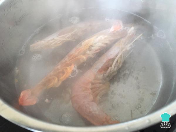 Recette de Spaghettis complets aux crevettes - Étape 2