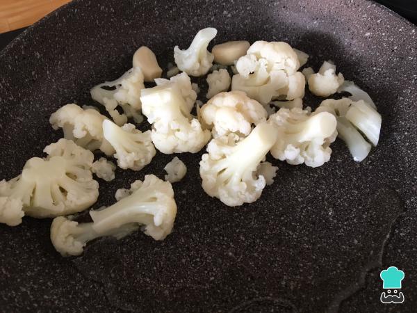 Recette de pâtes au chou-fleur et au fromage - Étape 2