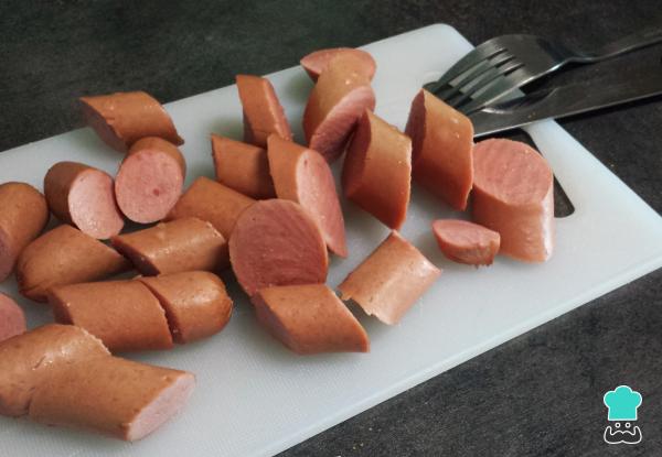 Recette de Saucisses à la sauce tomate épicée - Étape 2