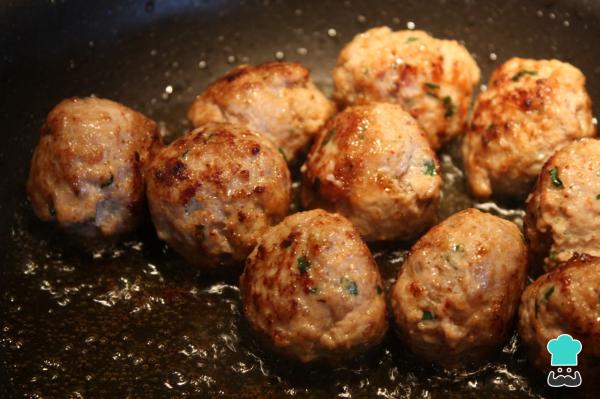 Recette Boulettes de viande sauce aux amandes - Étape 3