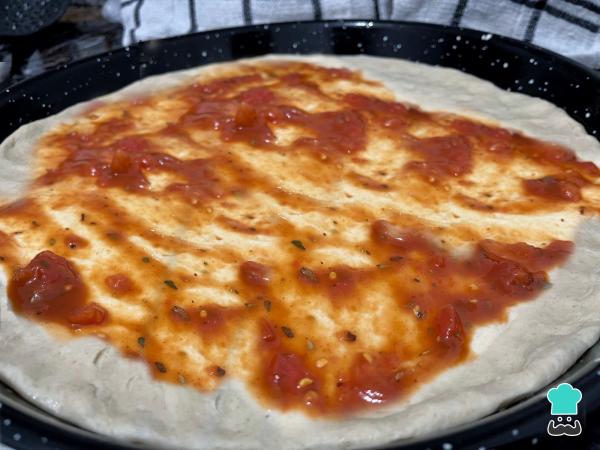 Recette de Pâte à Pizza Moelleuse avec Levure Sèche - Étape 3