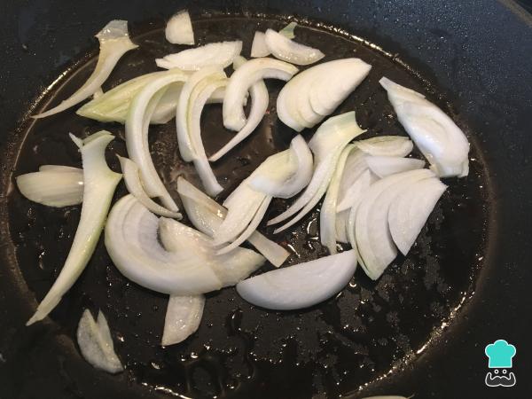 Recette de Filet mignon de porc sauce aux prunes - Étape 4