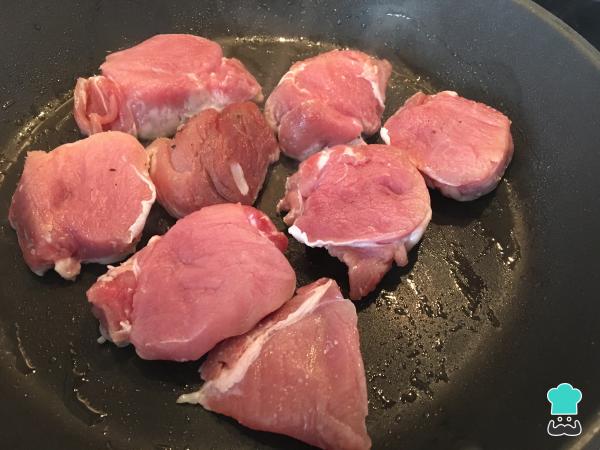 Recette de Filet mignon de porc sauce aux prunes - Étape 3
