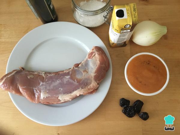 Recette de Filet mignon de porc sauce aux prunes - Étape 1