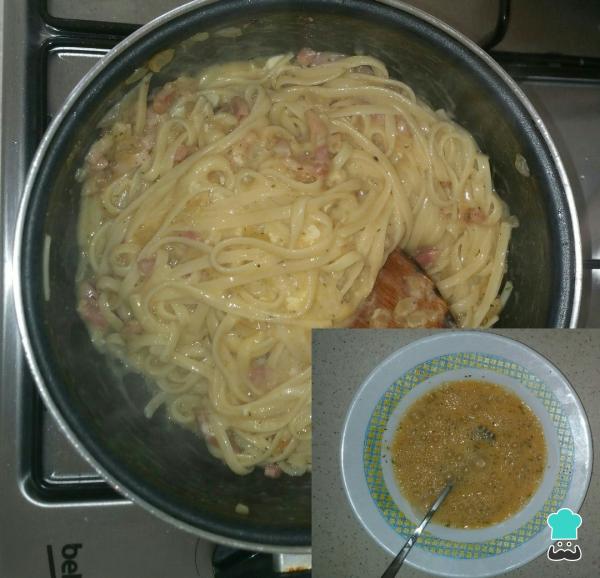 Recette de nouilles Carbonara à la crème - Étape 7