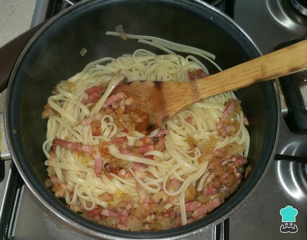Recette de nouilles Carbonara à la crème - Étape 5
