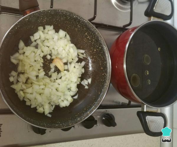 Recette de nouilles Carbonara à la crème - Étape 2