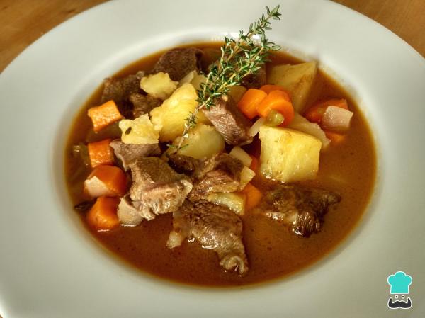 Recette Ragoût de bœuf aux pommes de terre - Étape 8