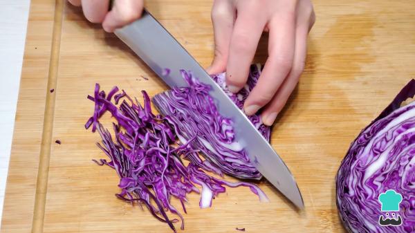 Recette de salade de chou sucré - Étape 1