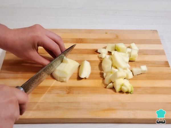 Recette de salade de pommes et céleri - Étape 1