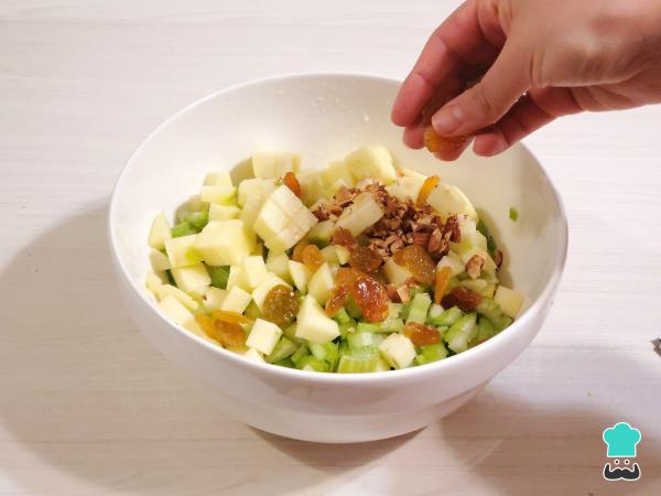 Recette de salade de pommes et céleri - Étape 4