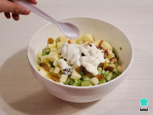 Recette de salade de pommes et céleri - Étape 5