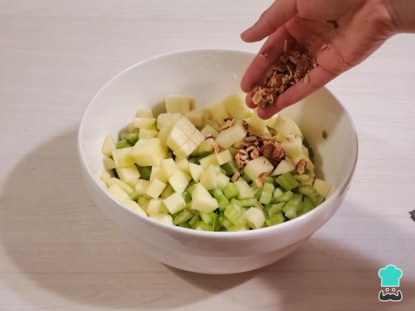 Recette de salade de pommes et céleri - Étape 3
