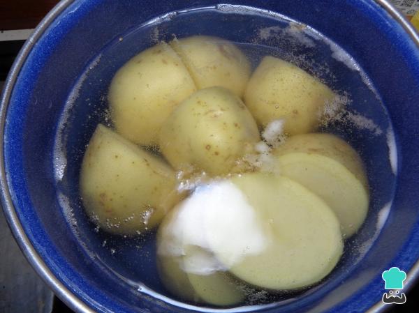 Recette de Chorizo ​​​​et Pommes de Terre Brouillées - Étape 2