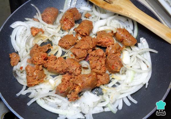 Recette de Chorizo ​​​​et Pommes de Terre Brouillées - Étape 4