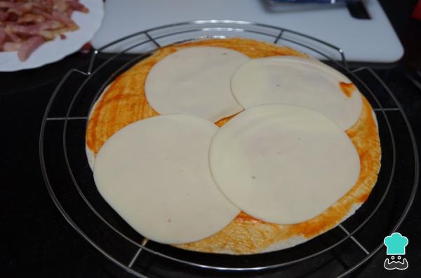 Recette de pizza aux tortillas de blé - Étape 3