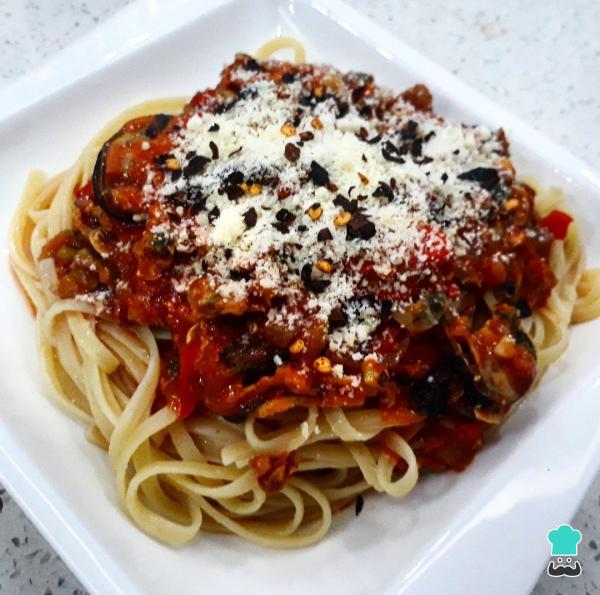 Recette de pâtes aux fruits de mer en sauce rouge - Étape 4