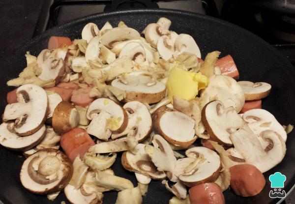 Recette de Saucisses aux champignons - Étape 4