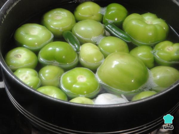 Recette de chicharrón à la sauce verte - Étape 4