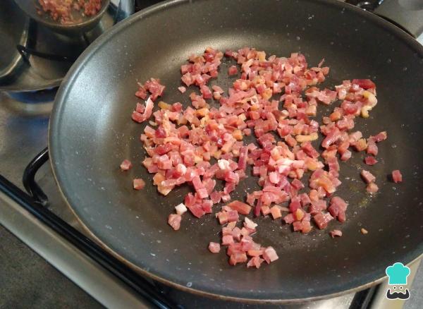 Recette de pâtes au jambon et champignons - Étape 2