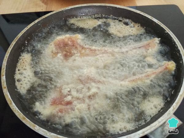 Recette de côtelettes d'agneau panées - Étape 5