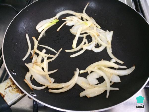 Recette Saucisses au vin rouge - Étape 2