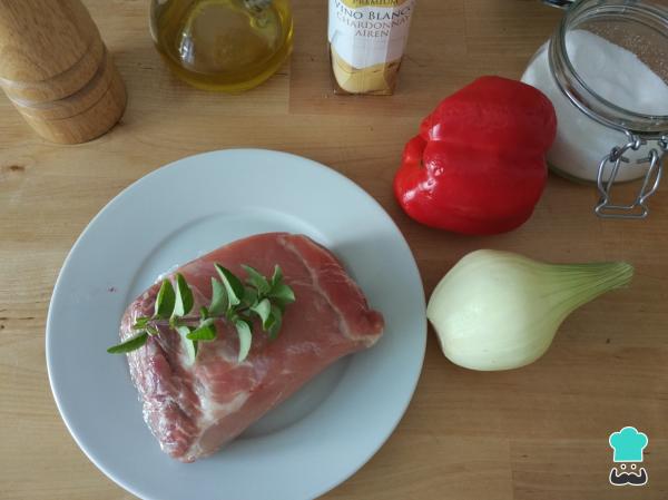 Recette de Longe aux oignons sauce au vin - Étape 1