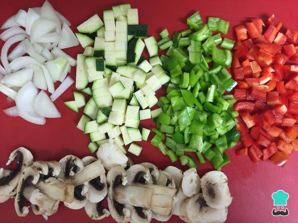 Recette de Boulettes de Viande au Four avec Légumes - Étape 1