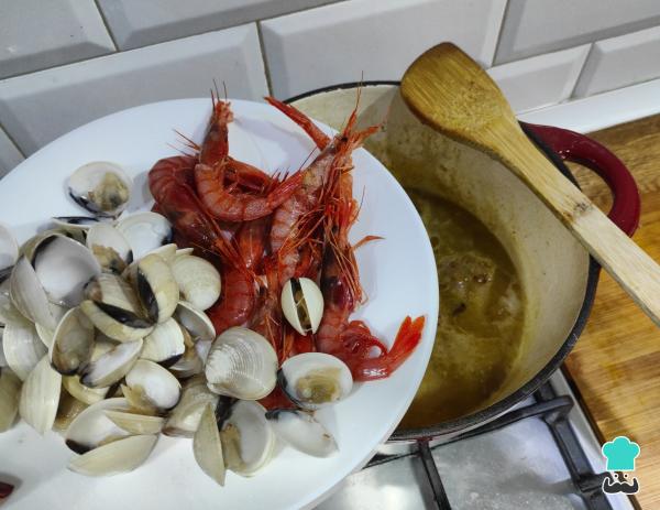 Recette de Lotte aux Fruits de Mer - Étape 5
